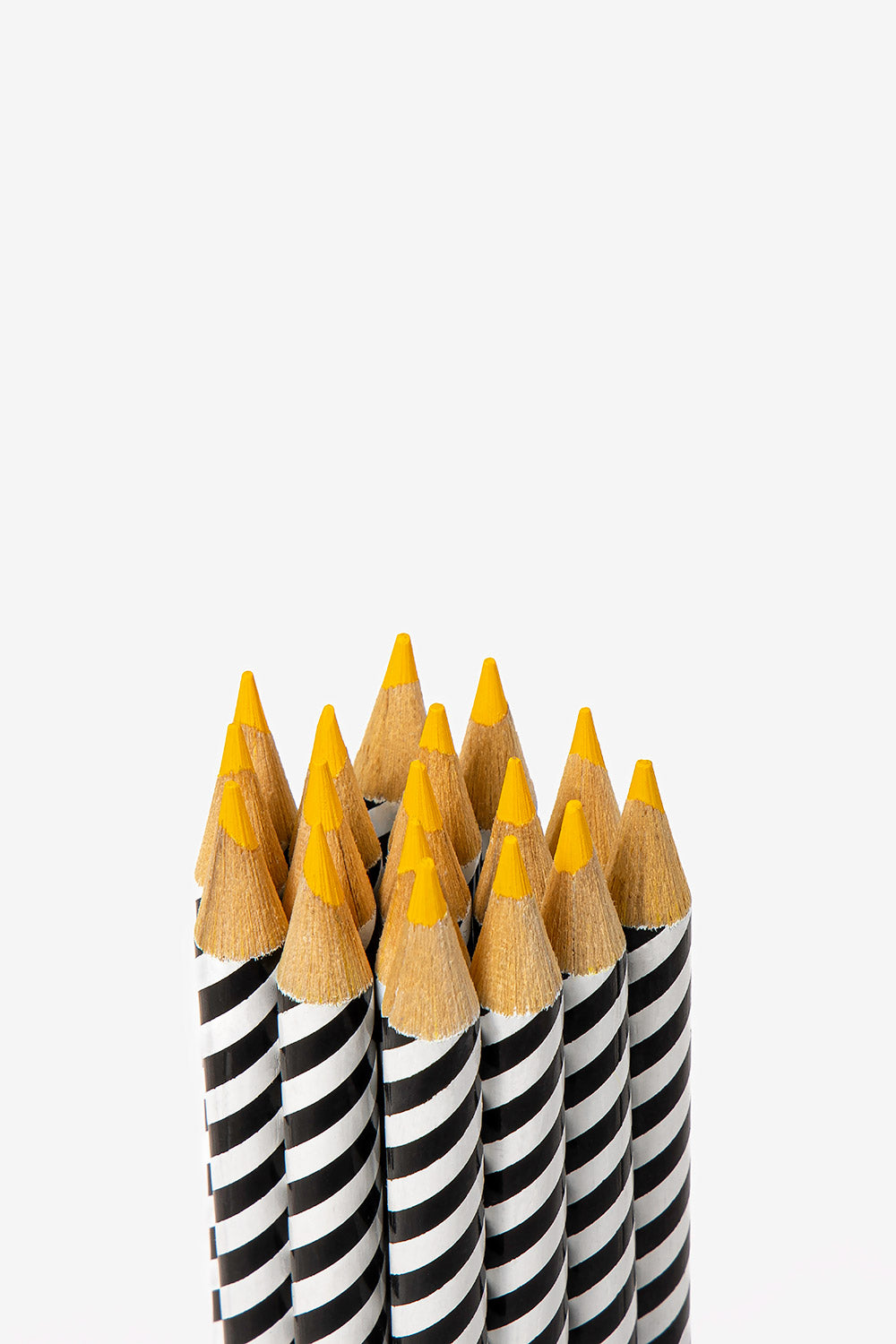 Archistripe color - 3 colored pencils