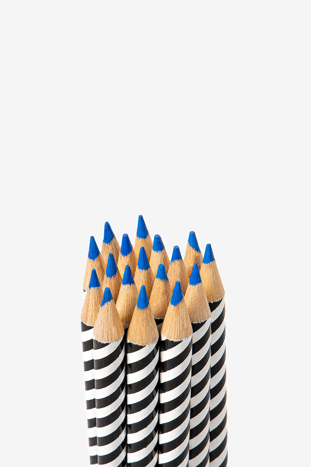 Archistripe color - 3 colored pencils