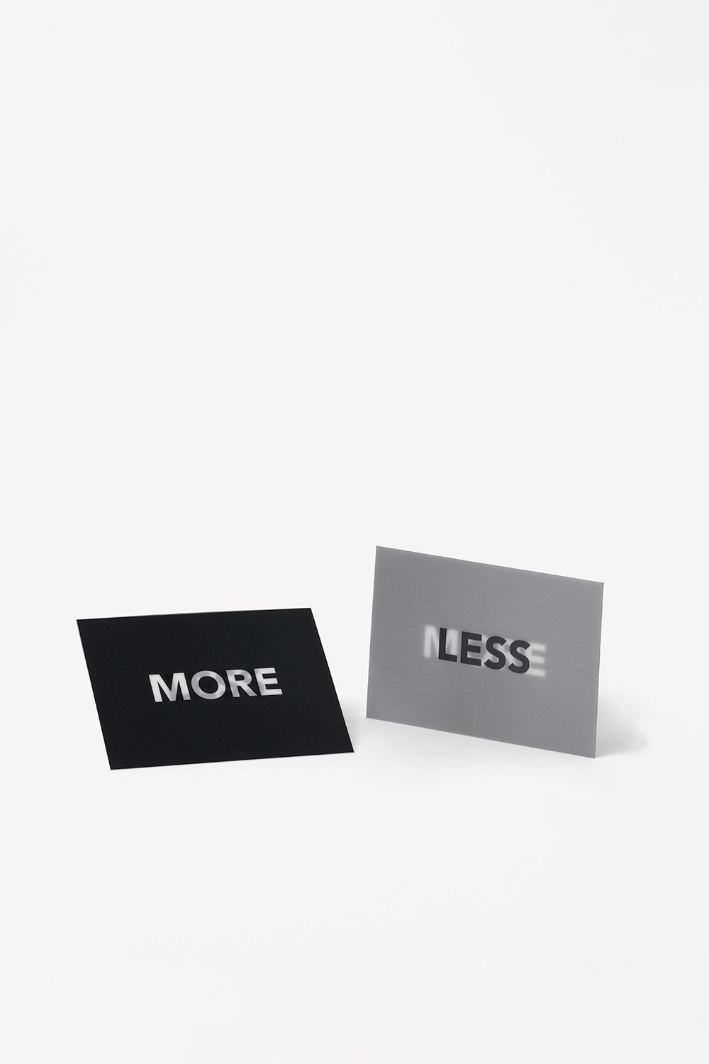 Carte lenticulaire Less is more
