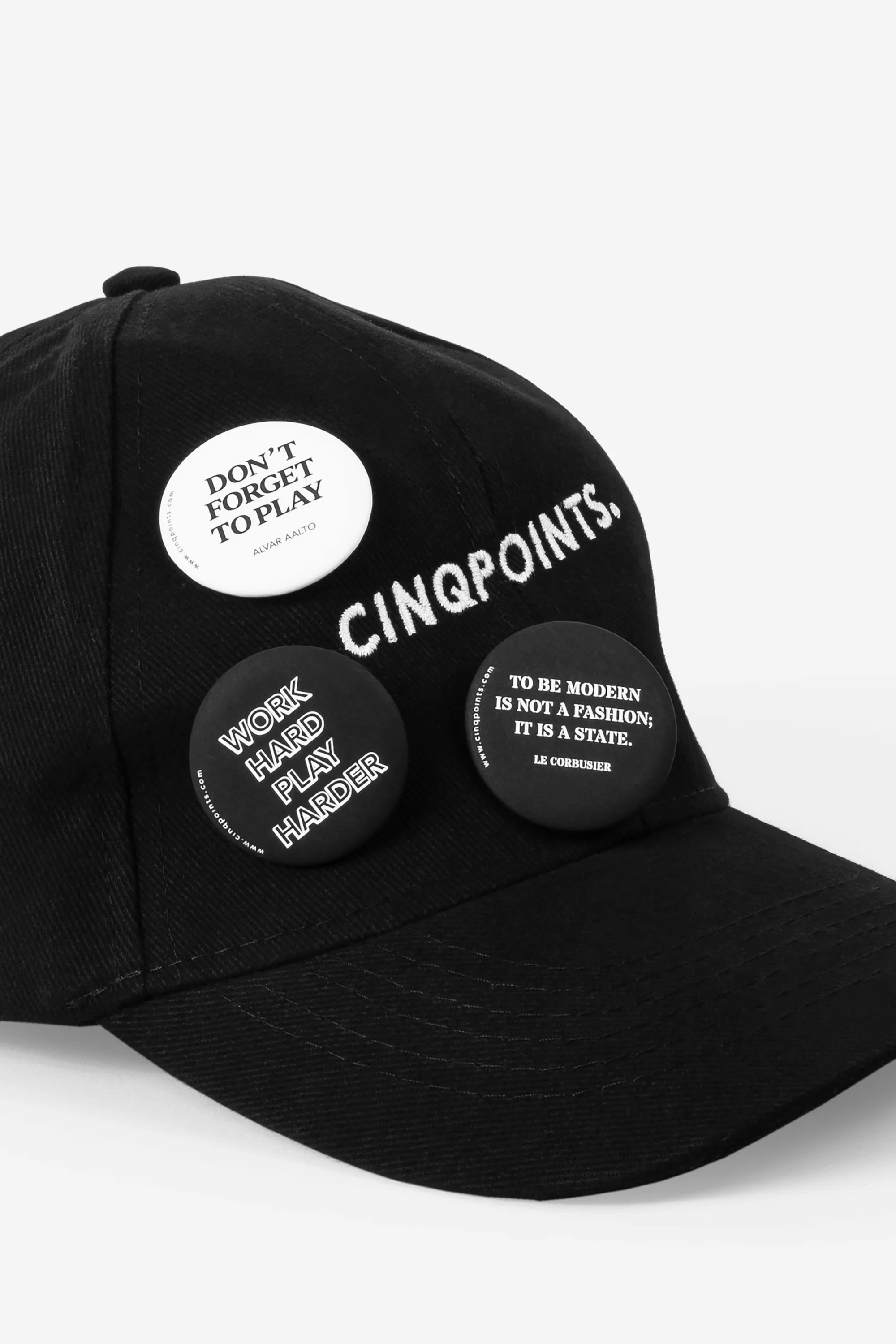 To be modern is not a fashion - badge